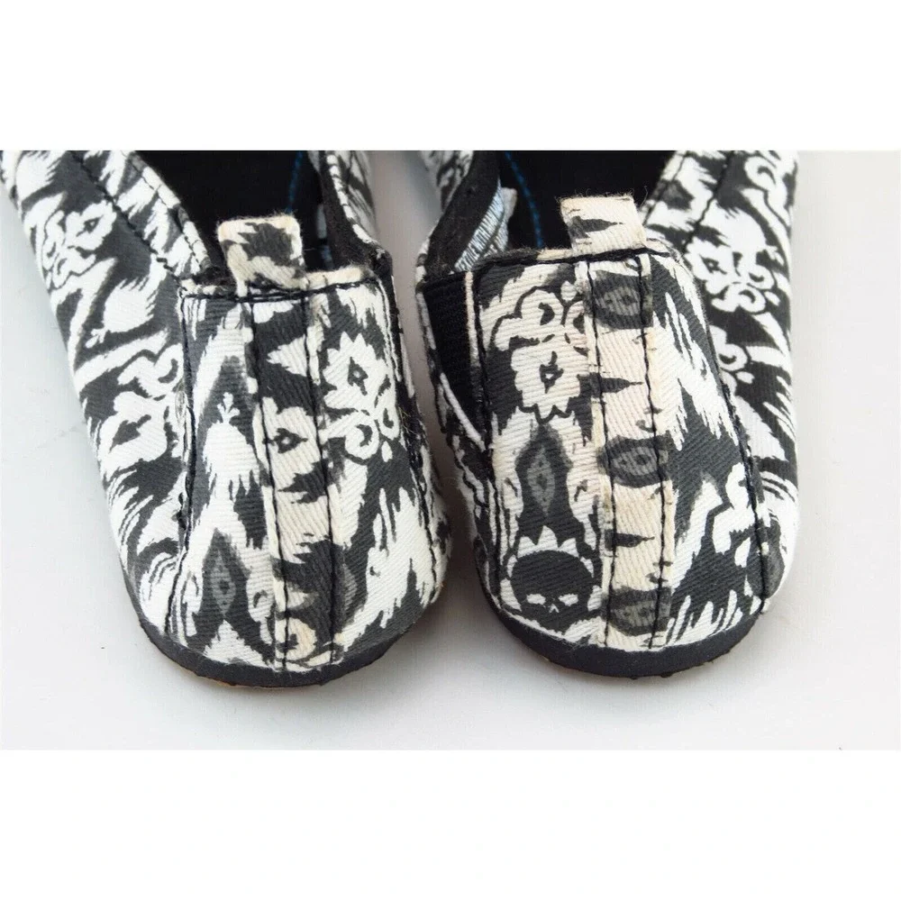 Mad Love welcome shoe